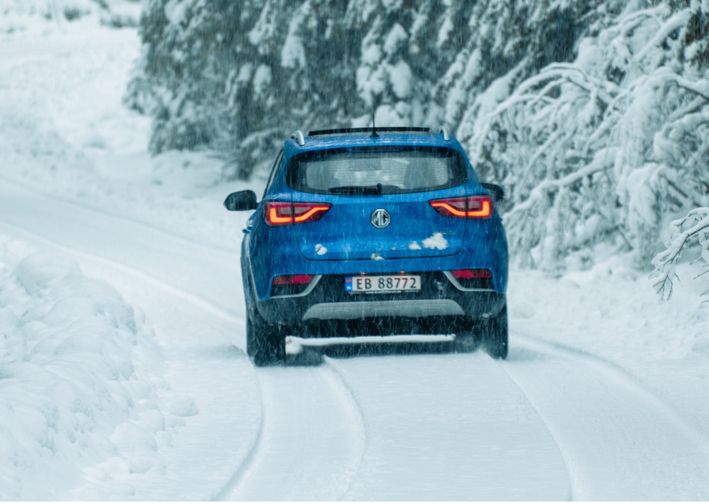 رانندگی در زمستان با خودروی برقی